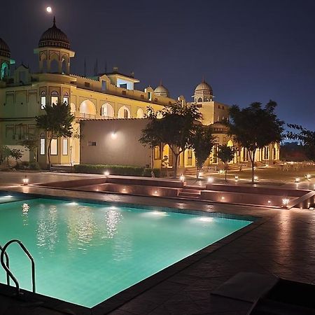 The Grand Barso Hotel Bharatpur Kültér fotó