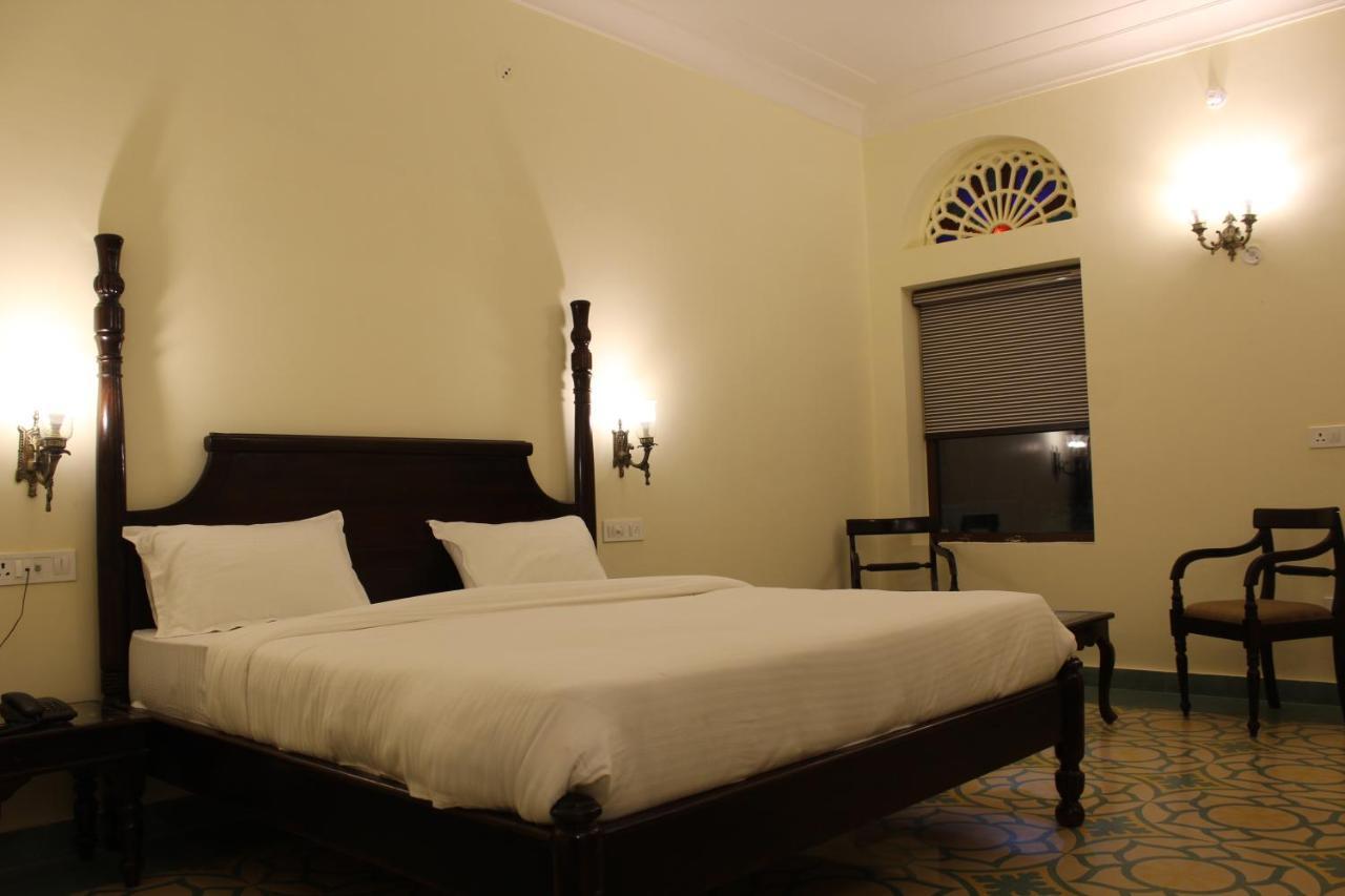 The Grand Barso Hotel Bharatpur Kültér fotó