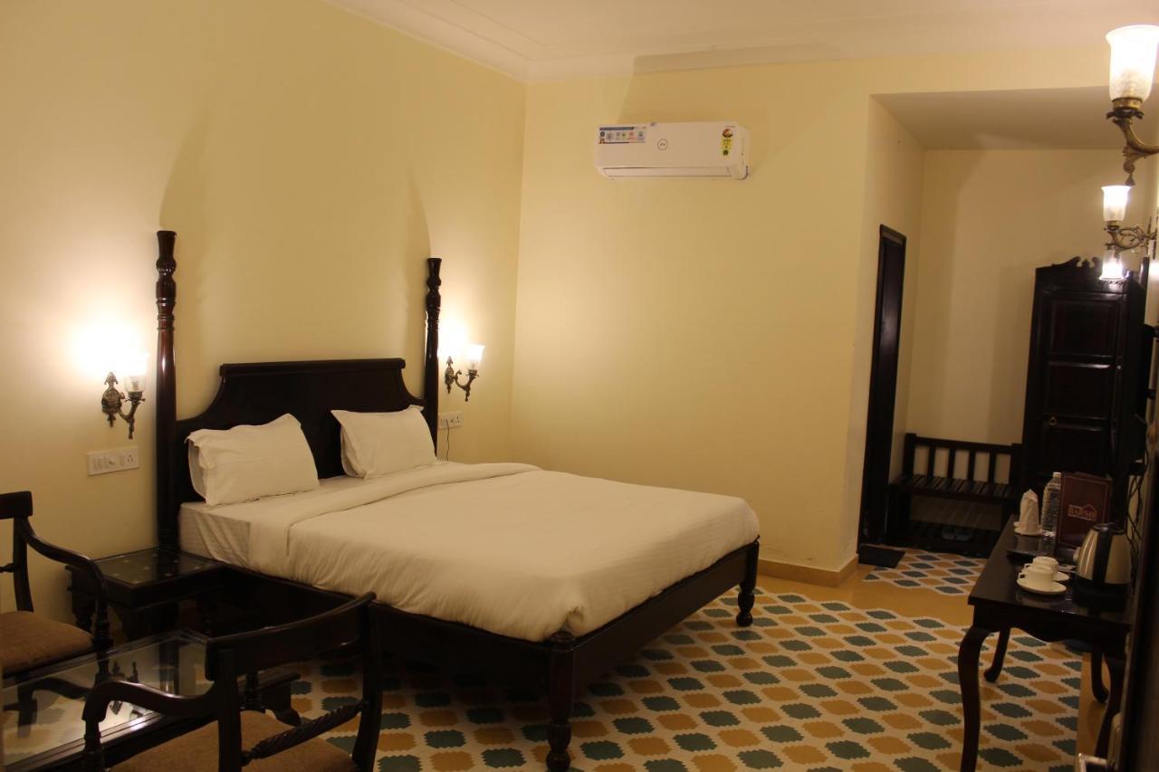 The Grand Barso Hotel Bharatpur Kültér fotó