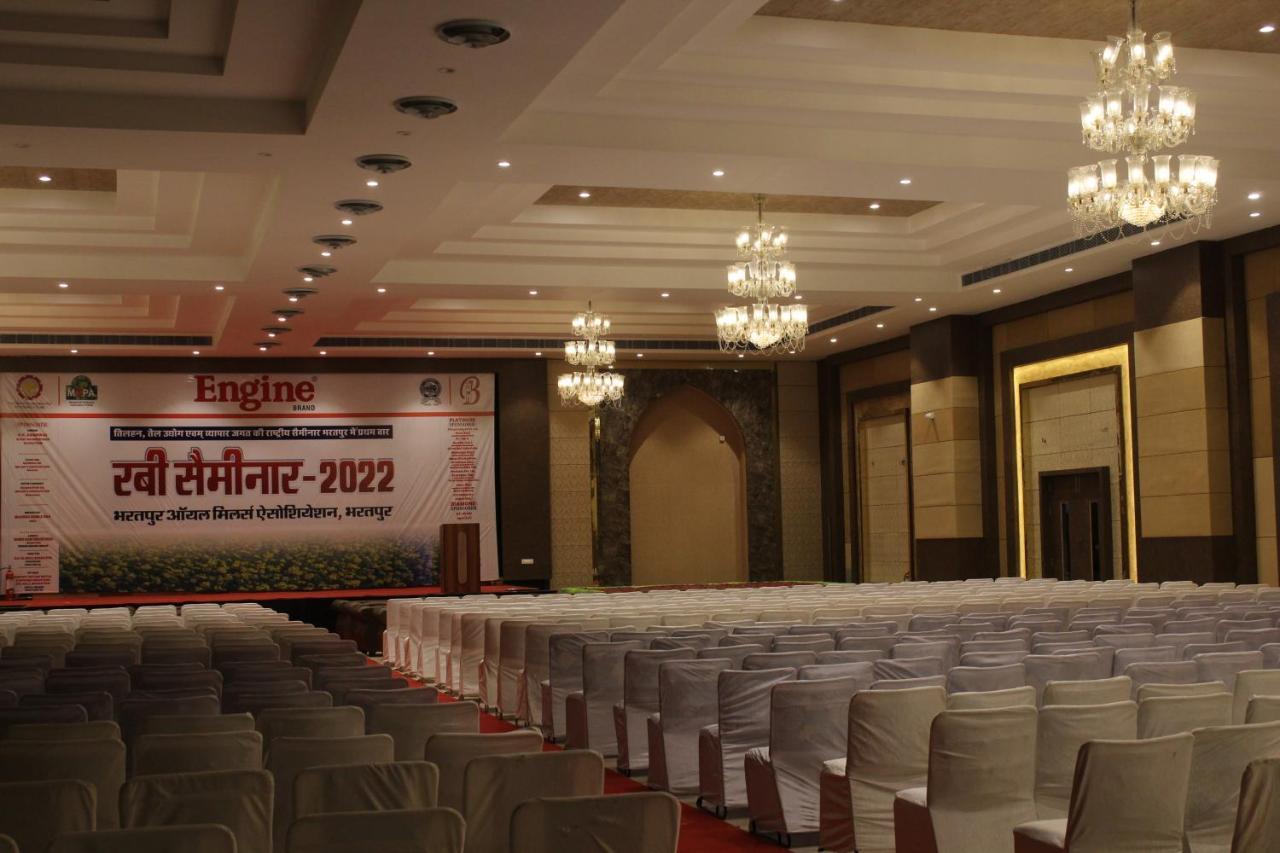 The Grand Barso Hotel Bharatpur Kültér fotó