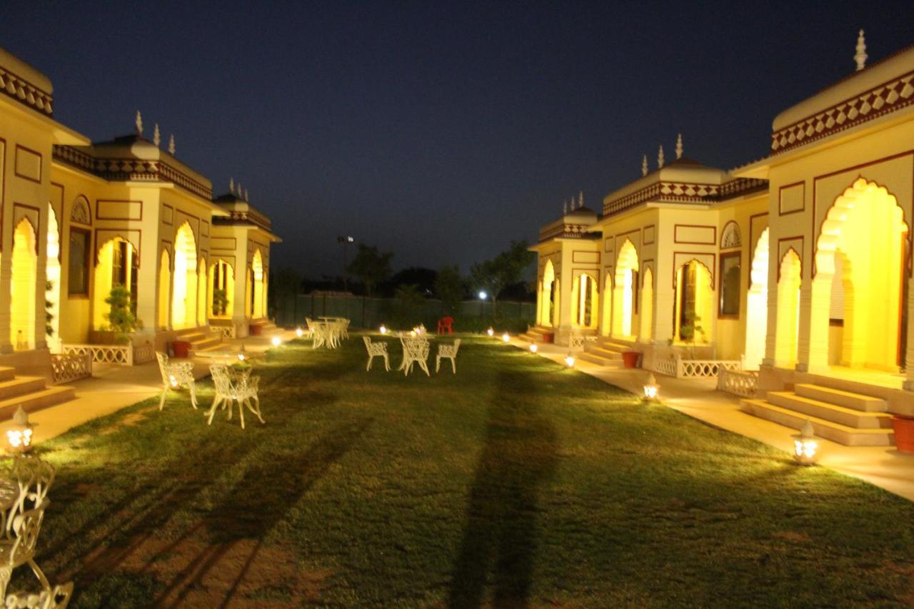 The Grand Barso Hotel Bharatpur Kültér fotó