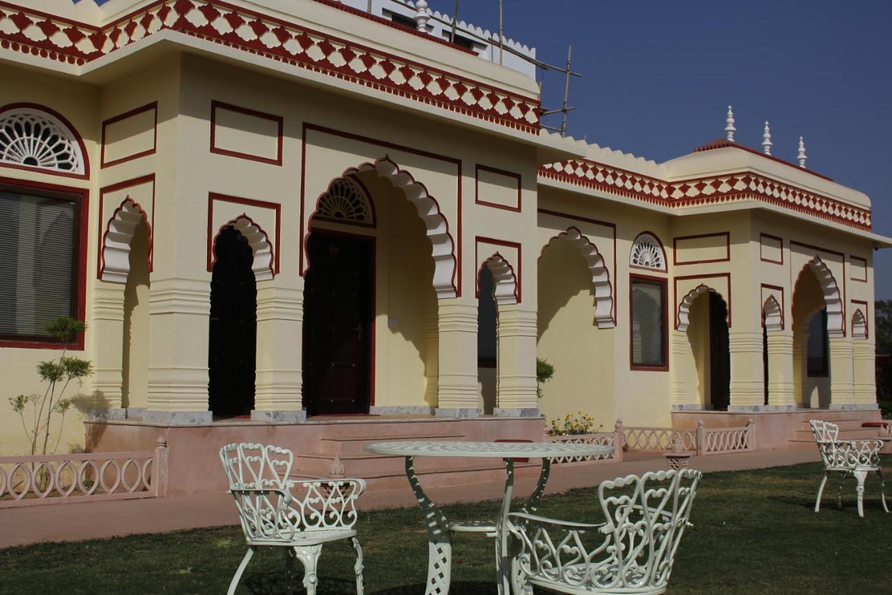 The Grand Barso Hotel Bharatpur Kültér fotó