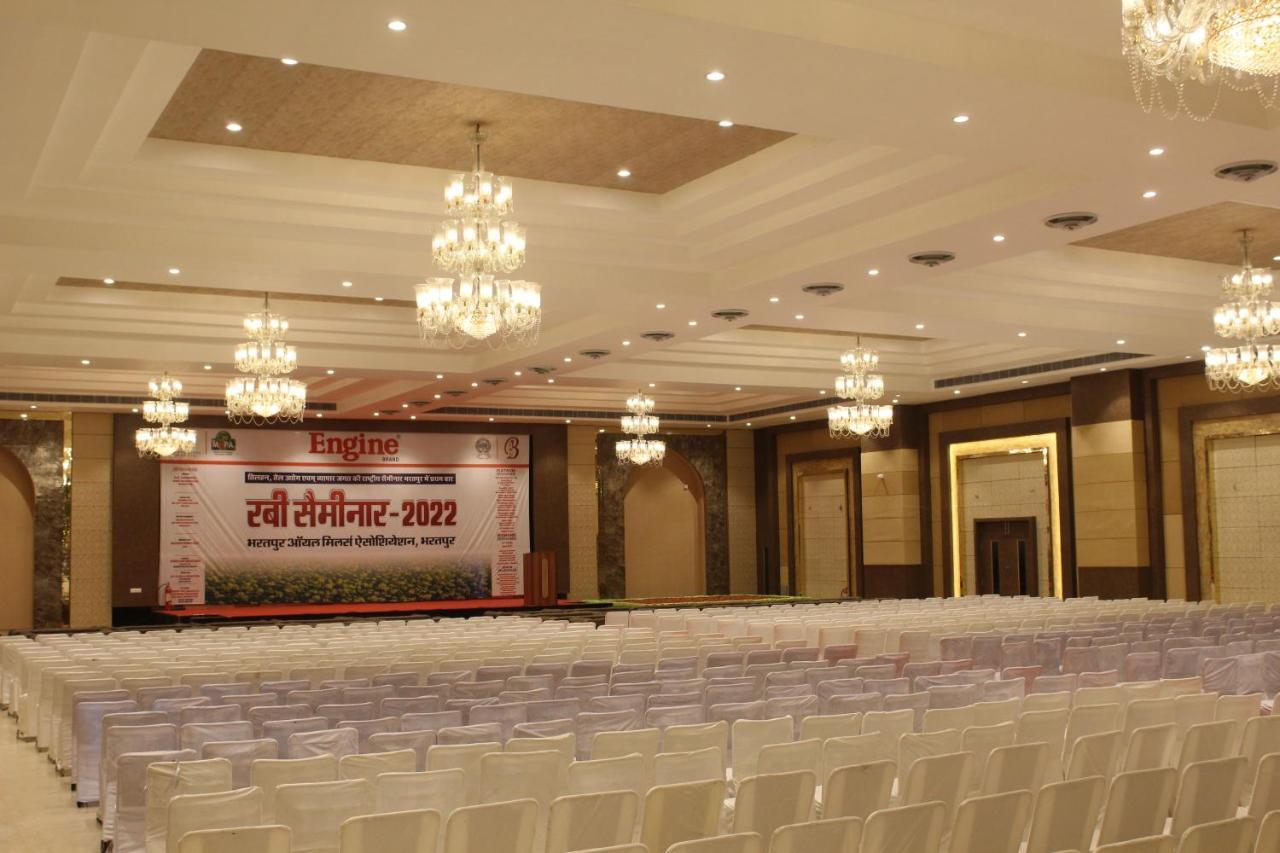 The Grand Barso Hotel Bharatpur Kültér fotó