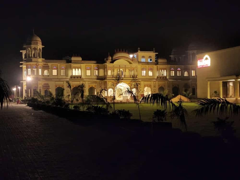The Grand Barso Hotel Bharatpur Kültér fotó