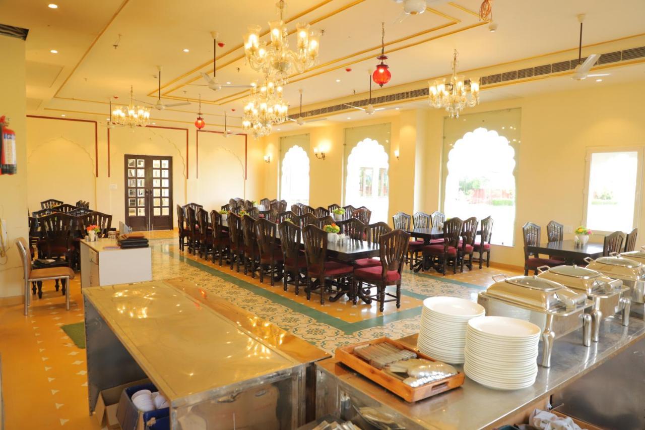 The Grand Barso Hotel Bharatpur Kültér fotó