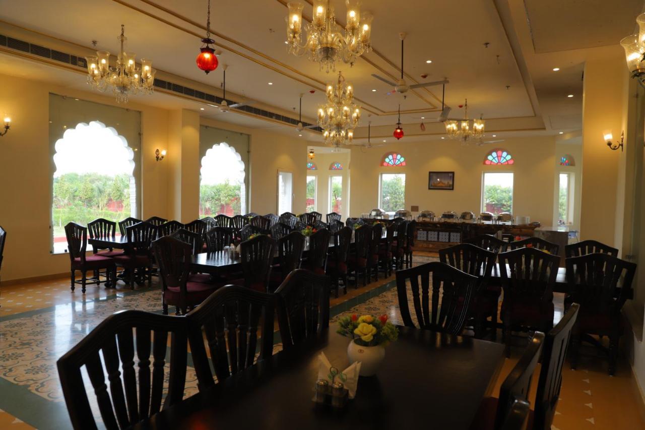 The Grand Barso Hotel Bharatpur Kültér fotó