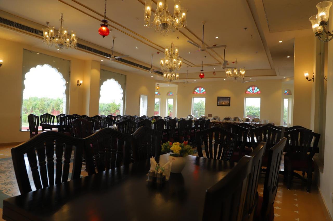 The Grand Barso Hotel Bharatpur Kültér fotó